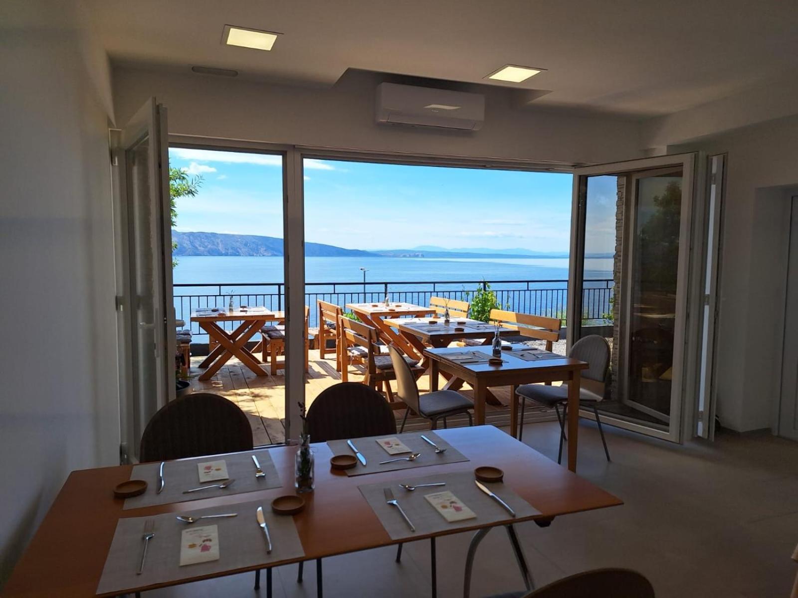 Suzana Beautiful Balcony Sea View 1 Apartment เซนญ์ ภายนอก รูปภาพ